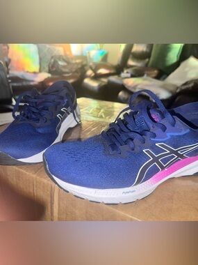 ASICS GT1000 11 Running Shoe Womens
Running 95 BM US BI